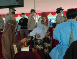 Polri Gelar Vaksinasi COVID-19 Massal, Targetkan Satu Juta Suntikan