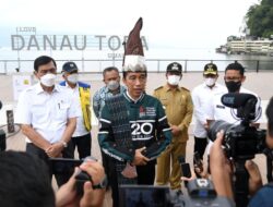 Presiden Jokowi Tinjau Penataan Kawasan Pantai Bebas Parapat