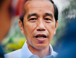 Soal Presiden Tiga Periode, Presiden: Kita Harus Taat Konstitusi