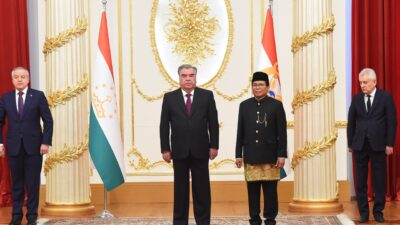 Duta Besar Fadjroel Rachman Menyerahkan Surat Kepercayaan Kepada Presiden Republik Tajikistan