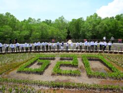 Presiden dan Para Pemimpin Negara G20 Tanam Pohon Mangrove di Tahura