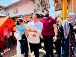 Presiden Tinjau Dampak Gempa di Ponpes Darul Falah Cianjur