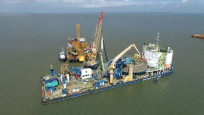 PLN Operasikan Kabel Laut Sumatra-Bangka, Sistem Kelistrikan Kedua Pulau makin Andal