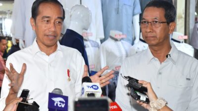 Tinjau Pasar Tanah Abang, Presiden Pastikan Aktivitas Perekonomian Sektor Riil Berjalan Baik