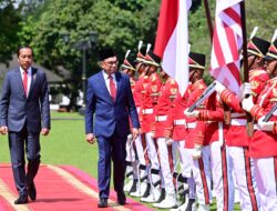 Presiden Jokowi Sambut Kunjungan Resmi PM Anwar Ibrahim di Istana Bogor