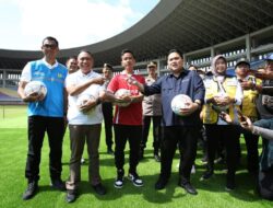 Cek Stadion Manahan Solo untuk Piala Dunia U-20, Ketum PSSI Pastikan Kesiapan Listrik Aman