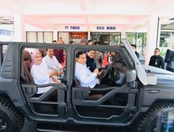 Kunjungi PT Pindad, Presiden: Industri Pertahanan Indonesia Miliki Prospek Baik