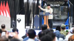 Presiden Prabowo Bangga Lompatan Industri Kendaraan Listrik Nasional, Targetkan Sedan Massal 2028