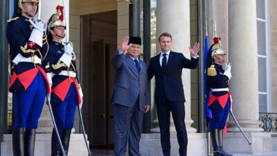 Presiden Prabowo Disambut Pasukan Kehormatan di Istana Élysée, Perkuat Hubungan Indonesia–Prancis