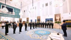 Presiden Prabowo Lantik Kepala Staf Kepresidenan, Kepala Badan Komunikasi Pemerintah, dan Kepala Badan Karantina Indonesia